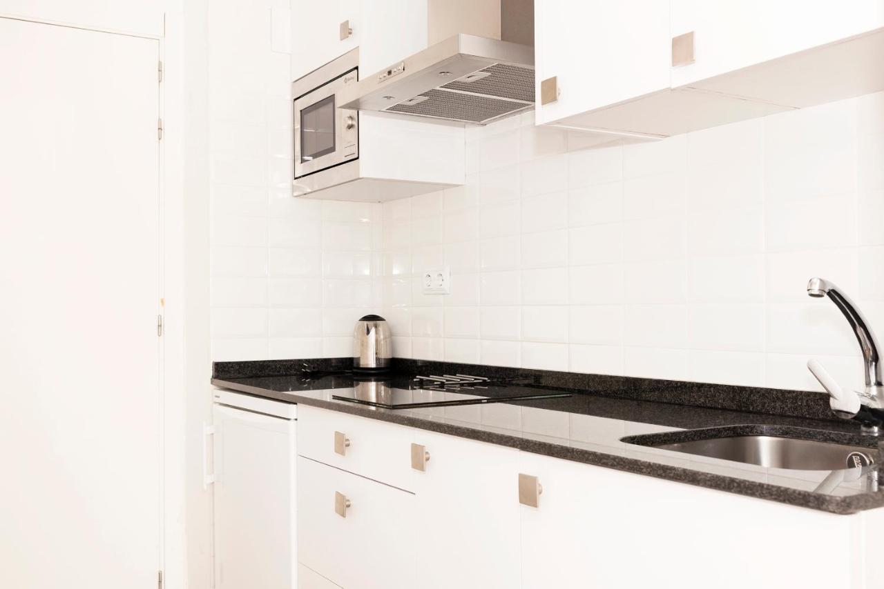 Apartamentos Sabinas El Pilar Zaragoza Kültér fotó