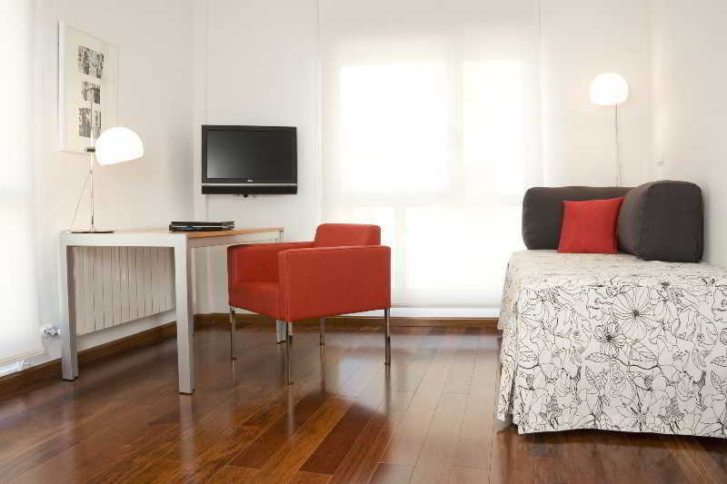 Apartamentos Sabinas El Pilar Zaragoza Kültér fotó